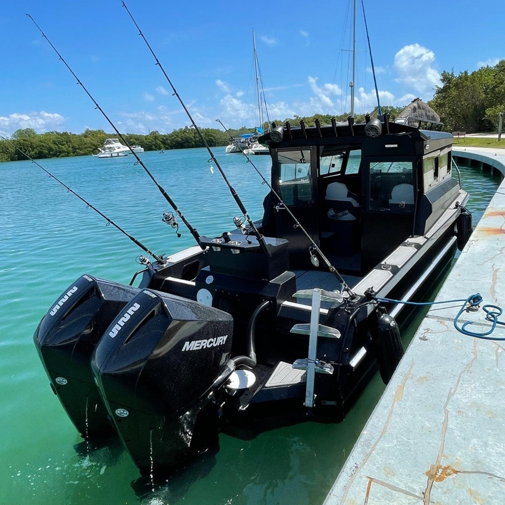 Fishing Boat Aluminum - Рыболовное судно 18 футов, алюминиевое, с